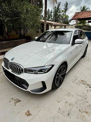 BMW 320i 2.0 16V TURBO FLEX M SPORT AUTOMÁTICO BMW 320i 2.0 16V TURBO FLEX M SPORT AUTOMÁTICO